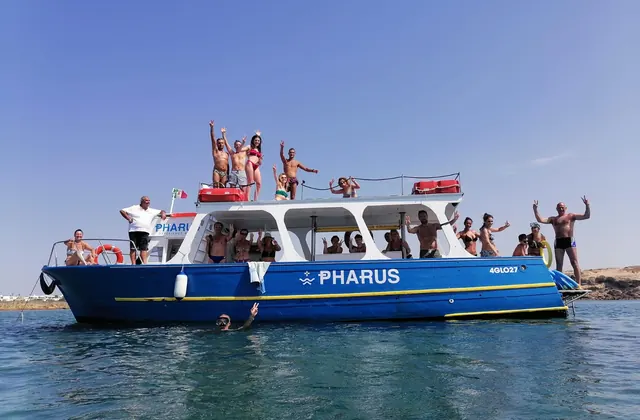 Momenti a bordo di Pharus Experience Boat